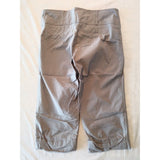 N.W.D New Woman Design Gray Stretch Capri Pants Size 8