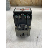 Allen-Bradley Bulletin 700 Type P 700-P800A1 Ser A AC Relay, USED