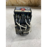 Allen-Bradley Bulletin 700 Type P 700-P400A1 Ser A Grey Base AC Relay, USED
