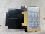 Allen Bradley AC Relay 700-P400A1 Series B USED