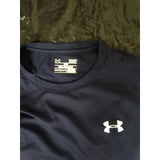 Under Armour heatgear Men's S T-shirt loose fit navy blue with small white logo