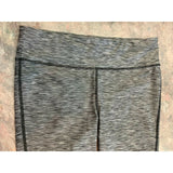Under Armour Womens Gray/Black leggings capris size 8