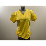 Wonder Wink Women's Medium V Neck Scrub Top Yellow Short Sleeve Polyester Blend