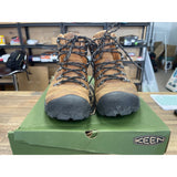 KEEN womens 9.5 Pyrenees-w Hiking Boots Model 1004156