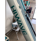 Hiwave Inflatable Stand Up Paddle Board 11' X 34" X 6" 15PSI  Lightly used