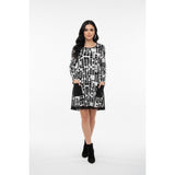 Red Coral Women's S black/white knit loose fitting dress with pockets