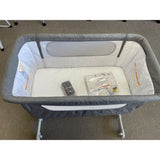 JuJu World Bassinet - Portable - Metal Frame - Carry Bag