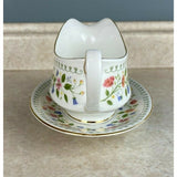 Paragon (Anastasia) By Appointment To The Queen Bone China Gravy Boat And Tray