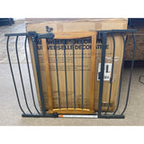 Summer Anywhere brand baby/pet gate metal/wood 28-42.5" Pressure Mounted NEW